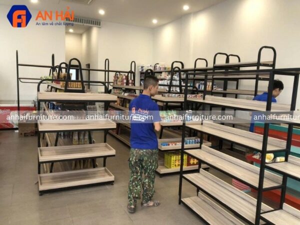 Kệ khung sắt mâm gỗ tại An Hải Furniture
